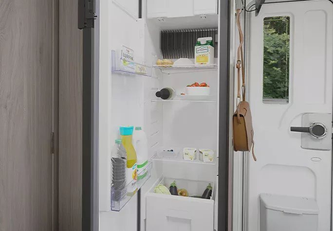 2026_Challenger_560_Fridge