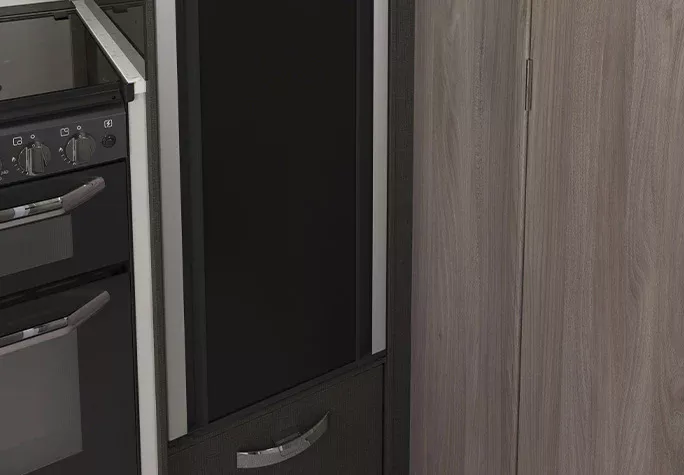 2026_Conqueror_480_Fridge