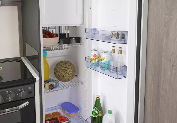 2026_Conqueror_480_Fridge_Open