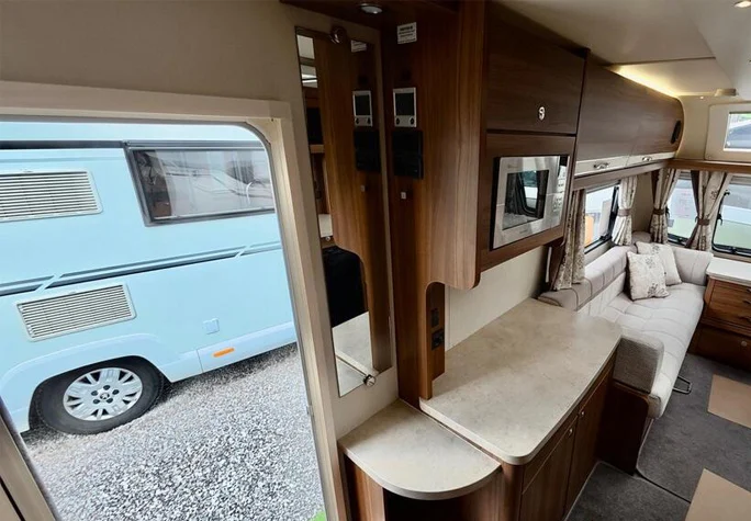 2016 Elddis Affinity 482 11