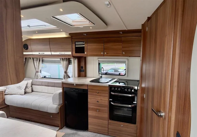 2016 Elddis Affinity 482 7