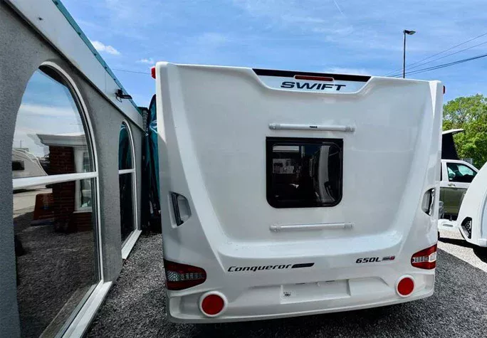 2026 Swift Conqueror 650l Grande 4
