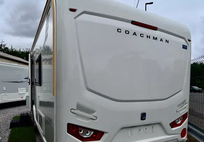 2018 Coachman VIP 565 3