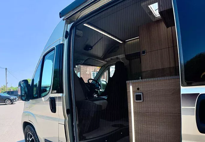 2021 Auto-Trail V-Line 635 Sport 10