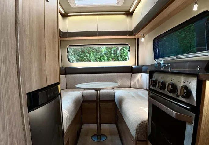 2021 Auto-Trail V-Line 635 Sport 22