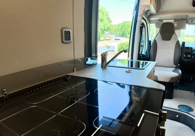 2021 Auto-Trail V-Line 635 Sport 24
