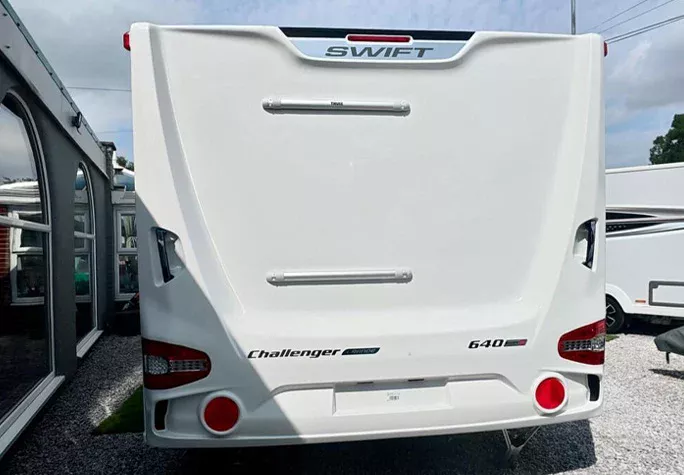 2026 Swift Challenger 640 5