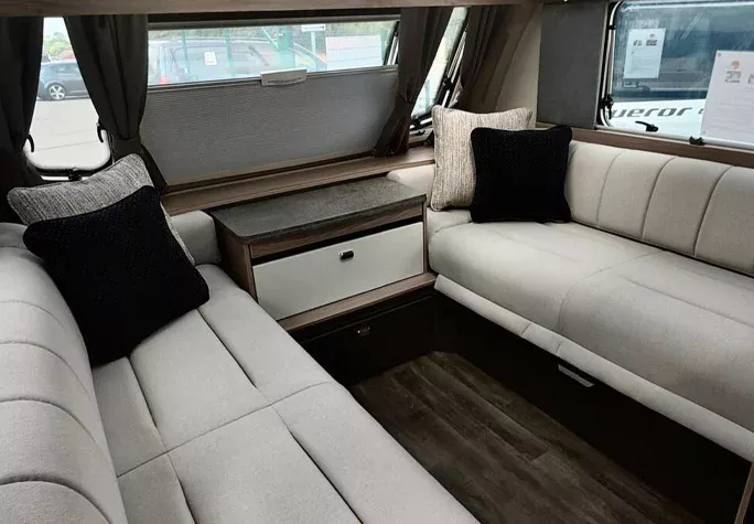 2026 Swift Challenger 640 6