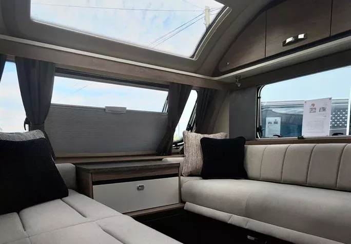 2026 Swift Challenger 640 7