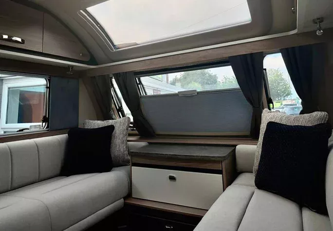 2026 Swift Challenger 640 8