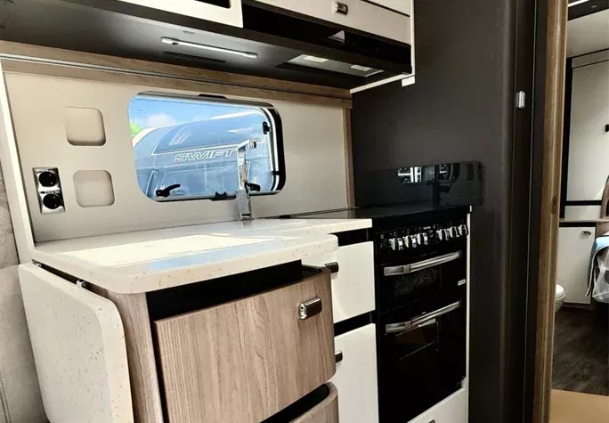 2026 Swift Elegance 850 Grande 8