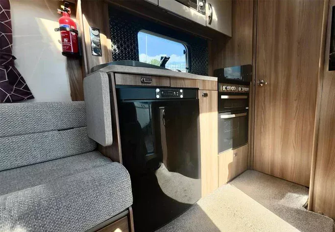 2020 Swift Challenger 560 24