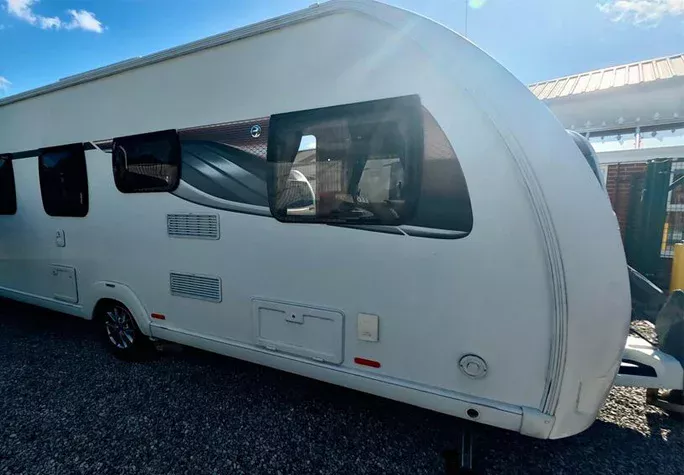 2020 Swift Challenger 560 3