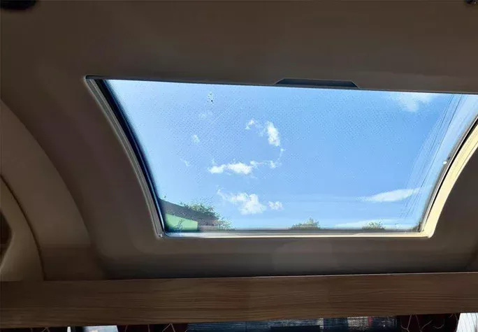 2020 Swift Challenger 560 38