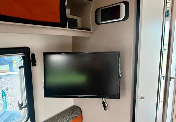 2021 Swift Basecamp 2 20
