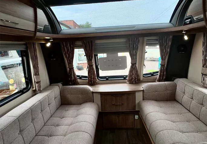 2023 Coachman VIP 575 14
