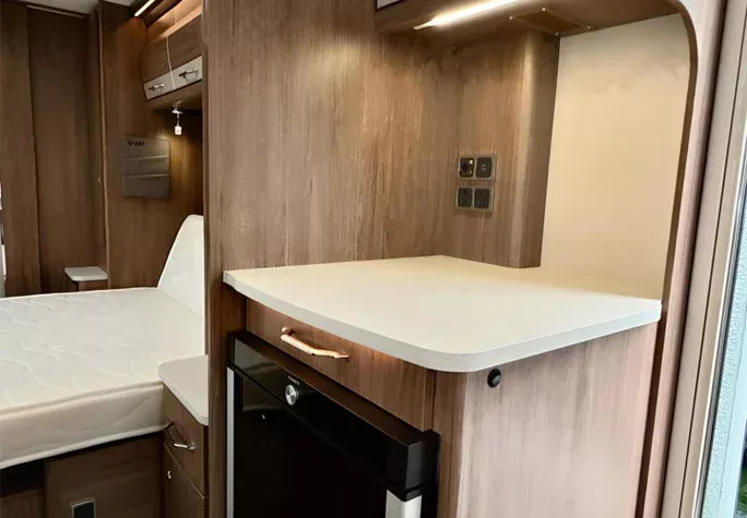 2023 Coachman VIP 575 28