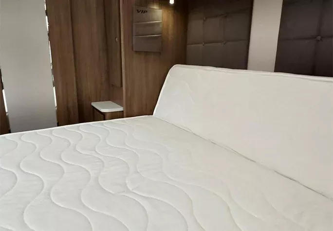 2023 Coachman VIP 575 35
