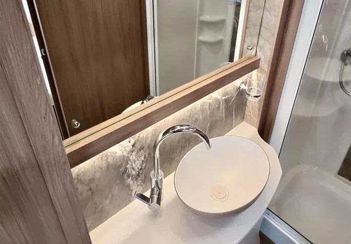 2023 Coachman VIP 575 51