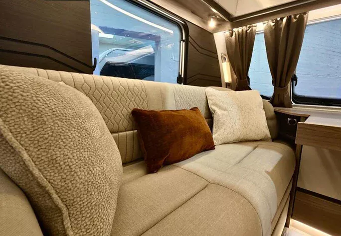 2026 Swift Elegance Grande 845 11