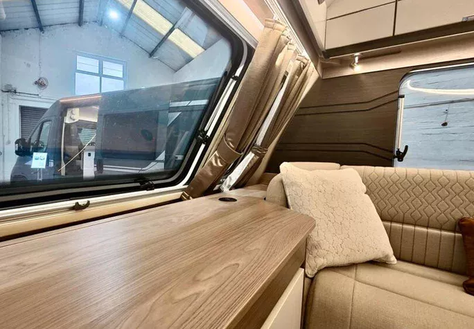 2026 Swift Elegance Grande 845 18