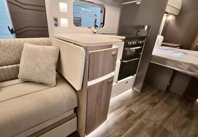 2026 Swift Elegance Grande 845 25