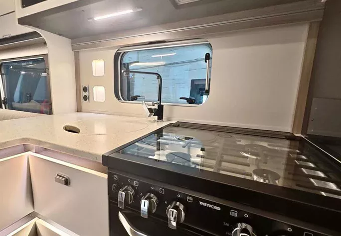 2026 Swift Elegance Grande 845 26