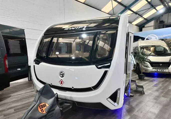 2026 Swift Elegance Grande 845 3