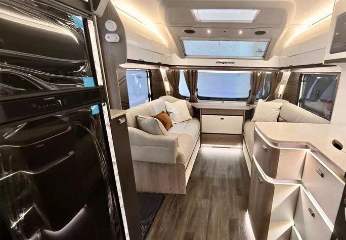 2026 Swift Elegance Grande 845 32