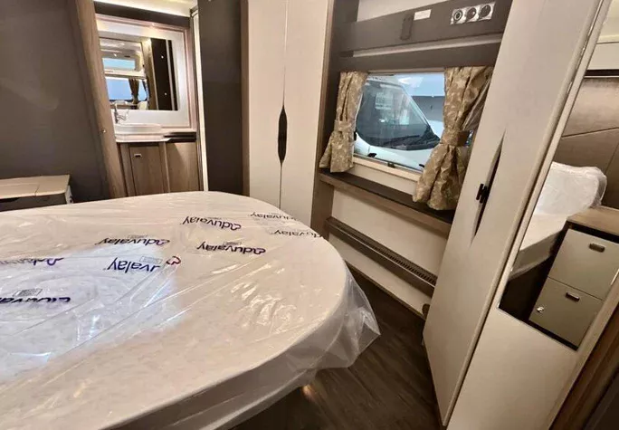 2026 Swift Elegance Grande 845 36