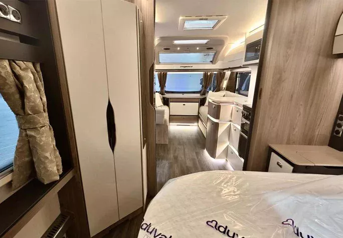 2026 Swift Elegance Grande 845 38