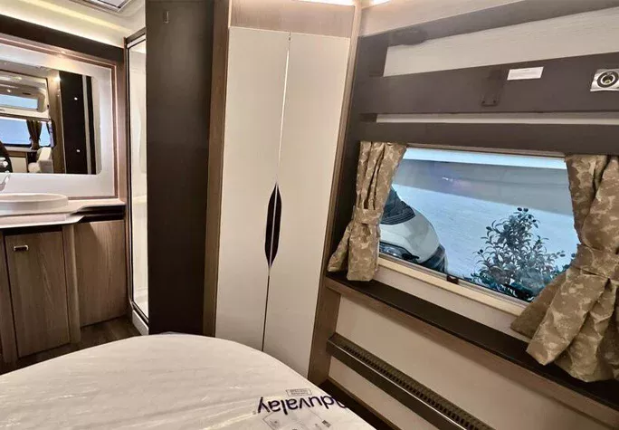 2026 Swift Elegance Grande 845 40