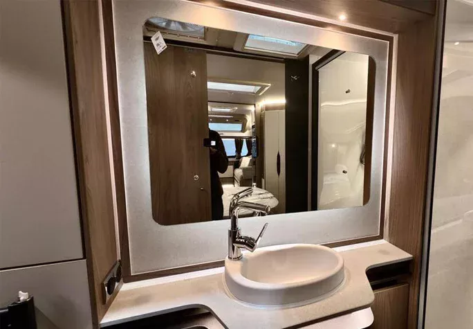 2026 Swift Elegance Grande 845 46