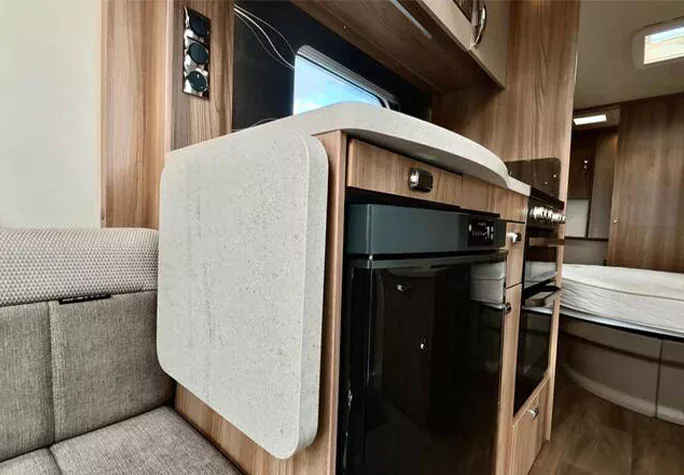 2018 Swift Challenger Hi- Style 580 Alde3be73470111c4e16aec55c62d371e1d0