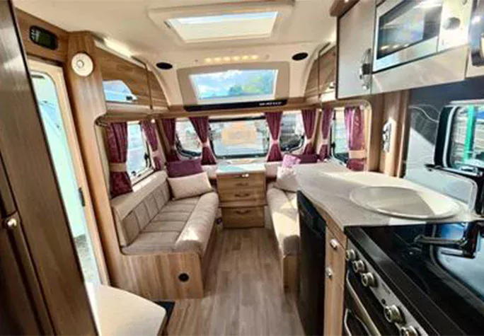 2018 Swift Challenger Hi- Style 580 Alde91edbee8316b410ba14219c49866fffc