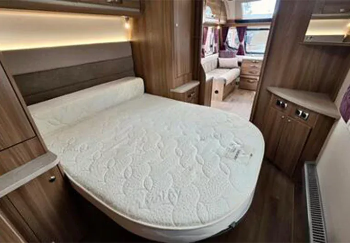 2018 Swift Challenger Hi- Style 580 Aldea245df7b2e73476797e18ee326609f6e