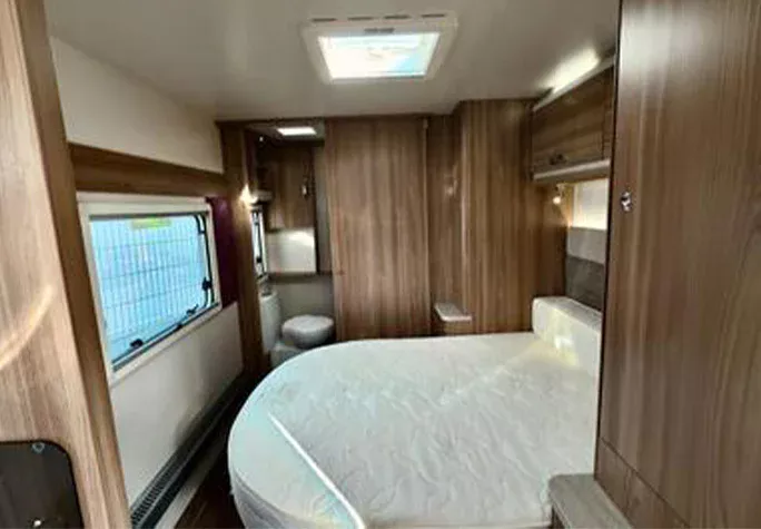 2018 Swift Challenger Hi- Style 580 Aldefe8f20466beb4a79b9f6dc23478d9772